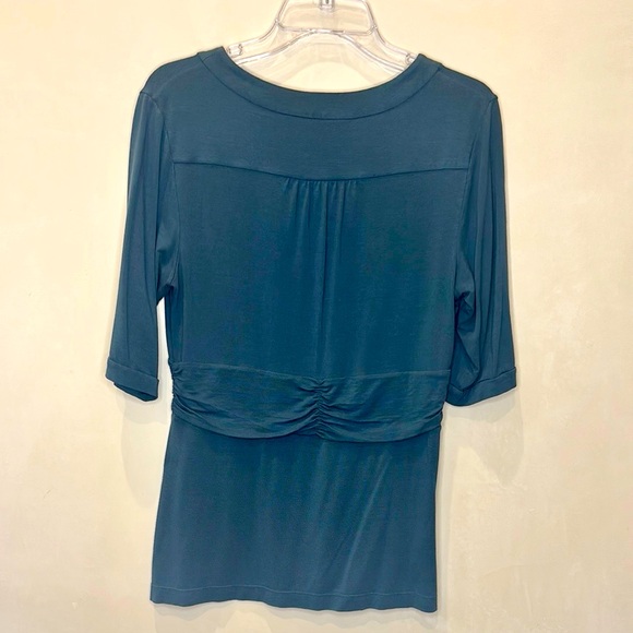 BCBG Saria Slate Blue/Gray Layered V-Neck Top w/ Buttons, Size Large - Picture 9 of 9
